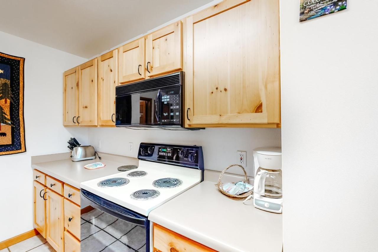 Riverview Condos Гранд Лейк Екстериор снимка