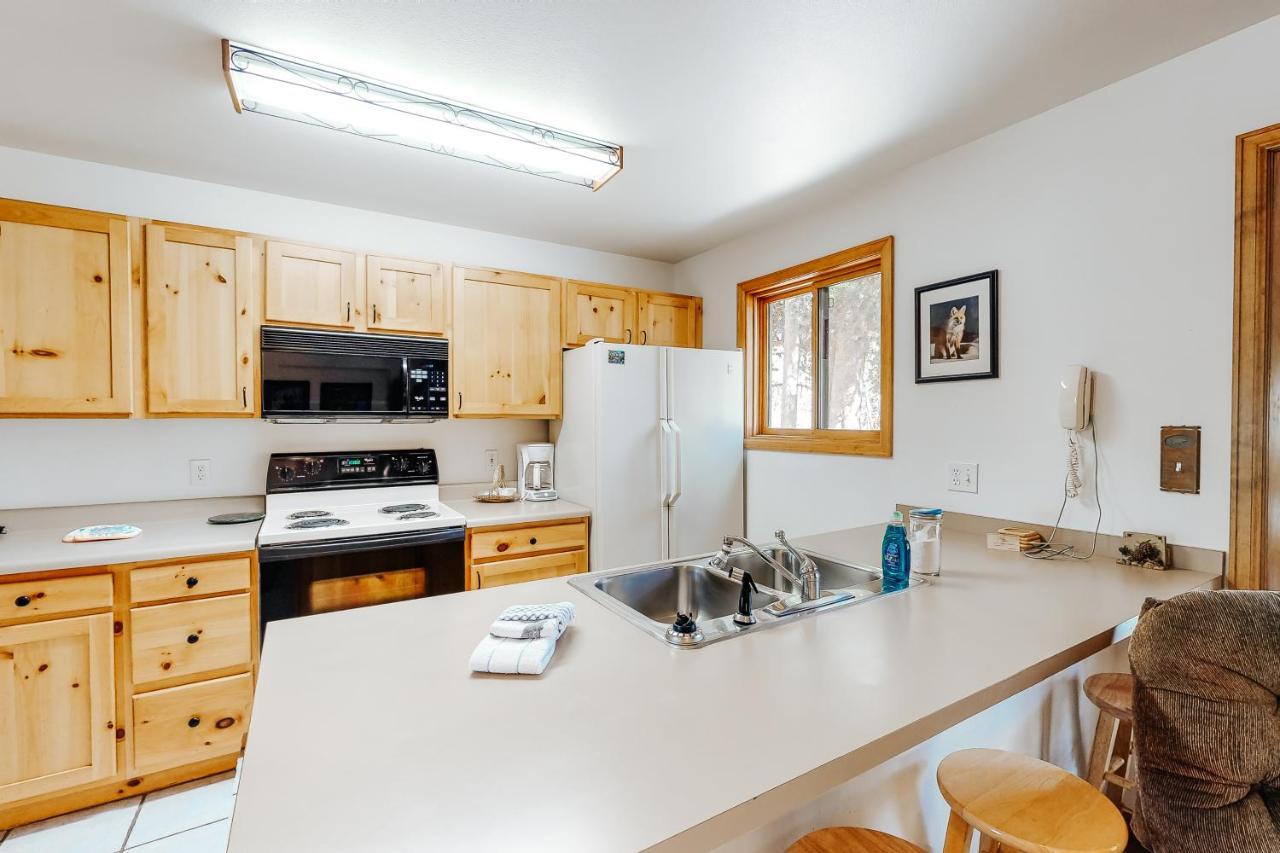 Riverview Condos Гранд Лейк Екстериор снимка