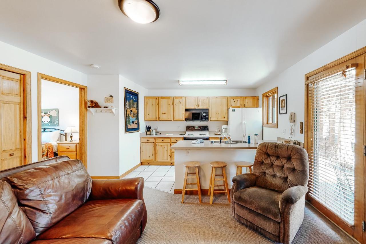 Riverview Condos Гранд Лейк Екстериор снимка
